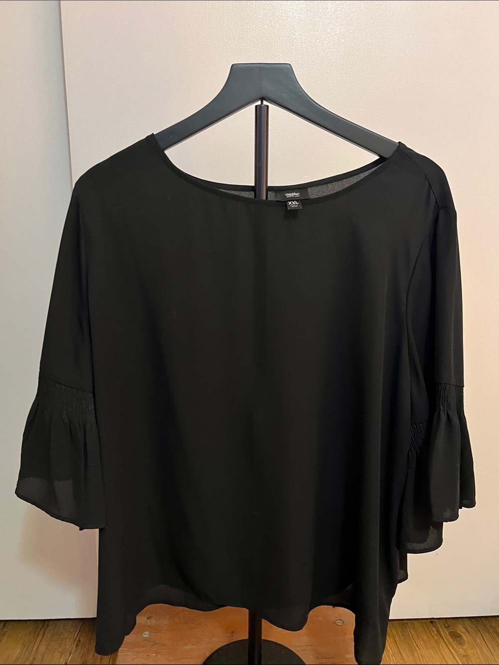 Mossimo Supply Co. Black Ruffle-Sleeve Scoop Neck Blouse